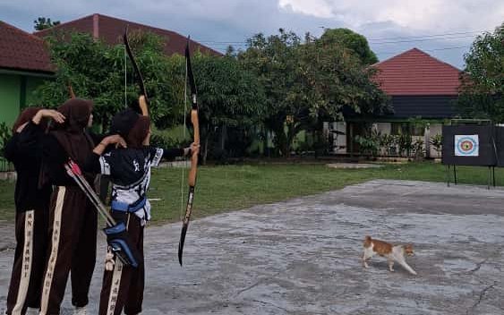 Tim Panahan MAN 2 Kota Jambi Panaskan Latihan! Siap Tampil di Turnamen Pada Akhir Pekan Ini