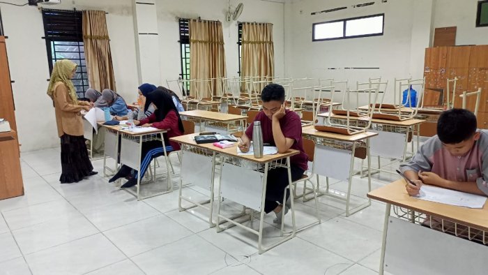 Siswa MAN 2 Kota Jambi Manfaatkan Penundaan OMI untuk Matangkan Persiapan
