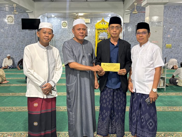 Uluran Tangan di Tengah Musibah, Bantuan untuk Korban Kebakaran Beringin Diserahkan