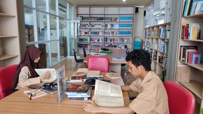 Menulis, Meneliti, Menginspirasi: Tim KTI MAN 2 Kota Jambi Resmi Melangkah ke OPSI