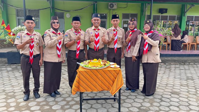 Pembina Apresiasi Prestasi Gemilang Pramuka MAN 2 Kota Jambi di TLTD V, Kota Jambi Raih Juara Umum