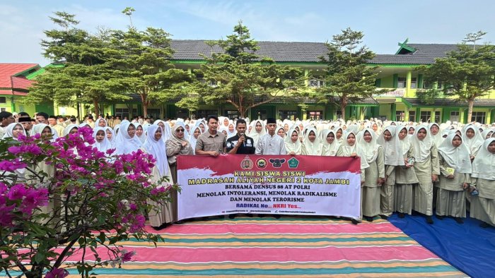 Densus 88 Masuk ke MAN 2 Kota Jambi dan Beri Peringatan Penting!