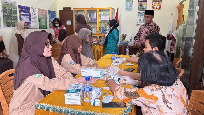 Langkah Sehat Menuju Madrasah Berseri, Cek Kesehatan Gratis Disambut Antusias