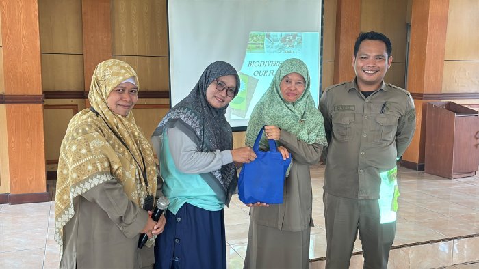 Dari Lahan ke Pasar: XI F1 MAN 2 Kota Jambi Belajar Agribisnis dan Pangan Berkelanjutan