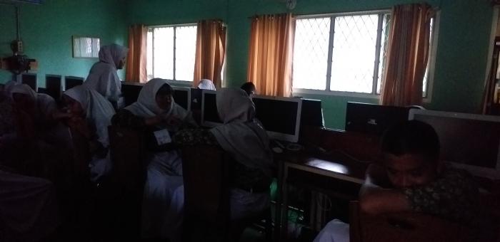 Ujian Yang di Warnai Dengan Ujian