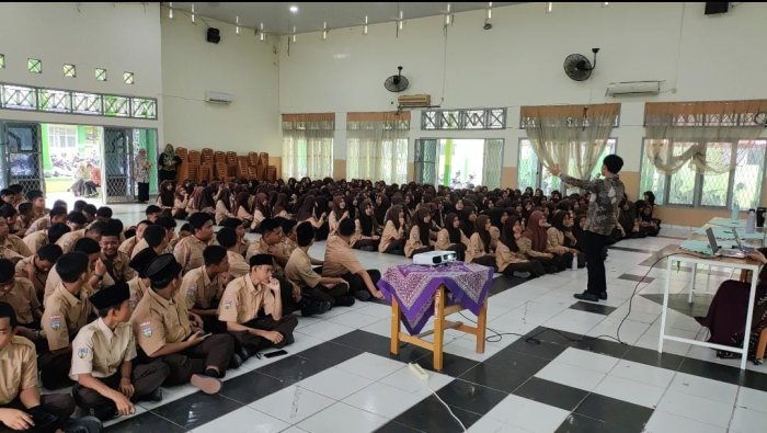 Edulab Perkenalkan Program Bimbingan Belajar FlexiMax Gold Class di MAN 2 Kota Jambi