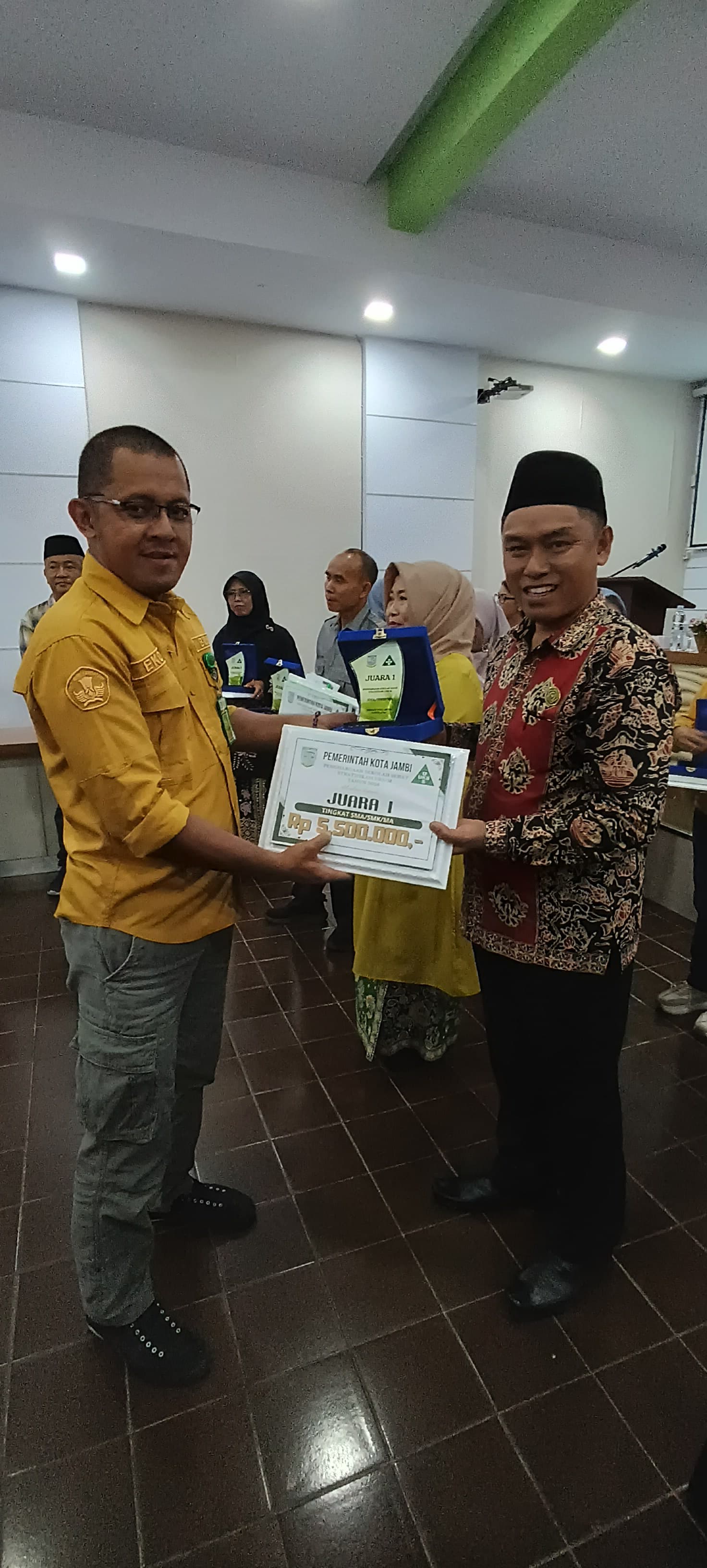 MAN 2 Kota Jambi Raih Juara 1 Sekolah Sehat Tingkat Kota Jambi Tahun 2024