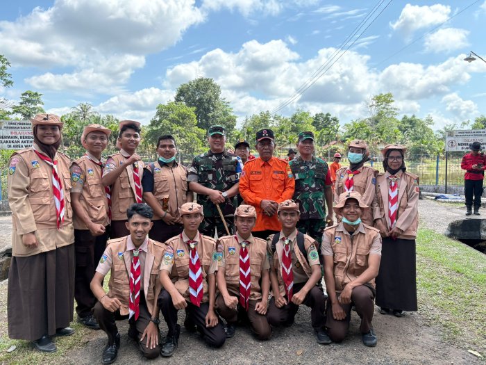 Tanggap, Terlatih, Peduli - Pramuka MAN 2 Kota Jambi Siaga Hadapi Karhutla