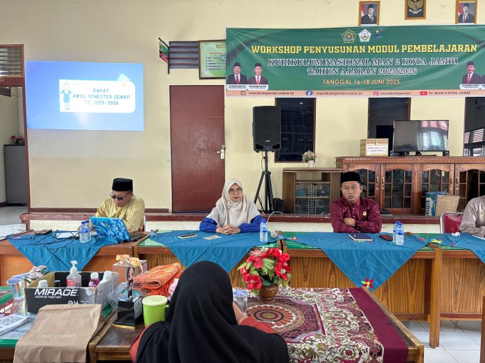 MAN 2 Kota Jambi Gelar Rapat Awal Semester Genap, Bahas Implementasi KMA 1503 Tahun 2025