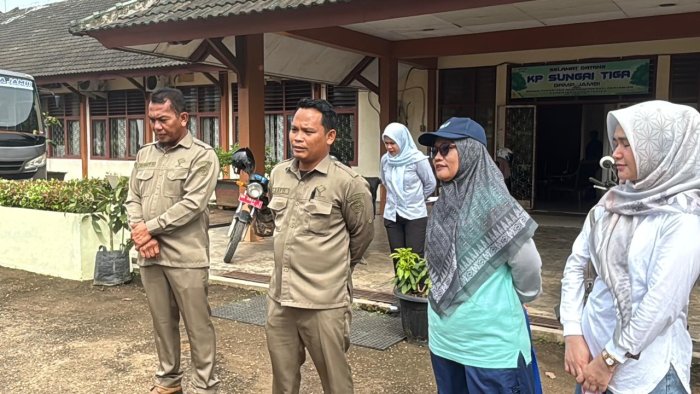 Tak Lagi Berlumpur! Siswa MAN 2 Kota Jambi Disambut Inovasi Canggih di Taman Agro Modern