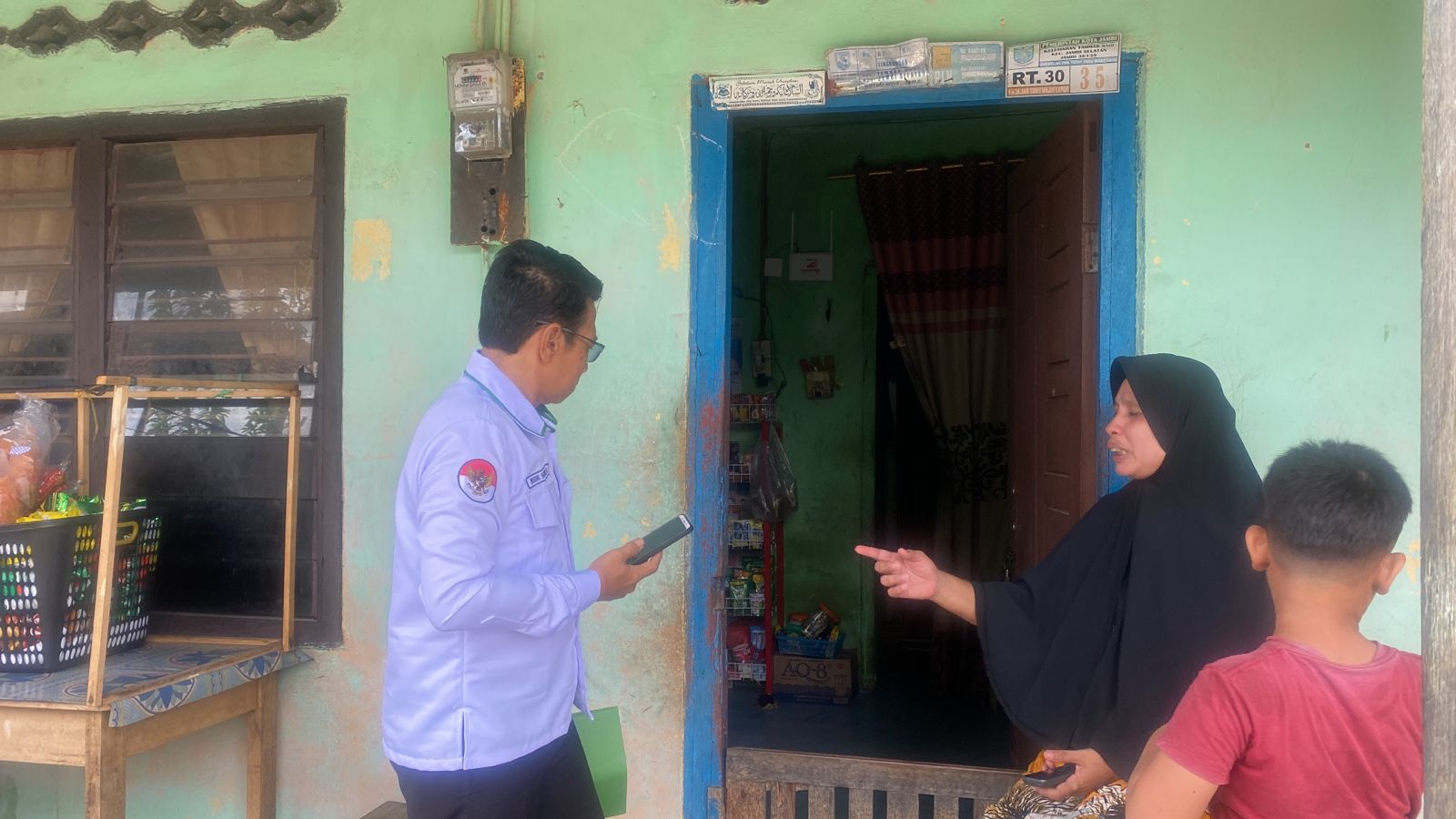 Panitia PPDB MAN 2 Kota Jambi Lakukan Validasi Data Jalur Afirmasi, Pastikan Seleksi Transparan