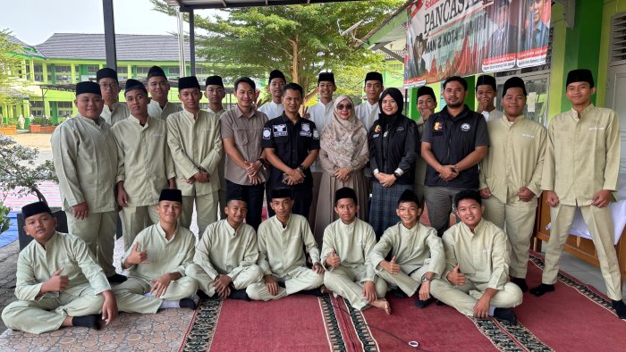 Dzaki Irfanul Hakim, Bintang Muda Hadroh MAN 2 Kota Jambi dengan Suara yang Menyentuh Hati