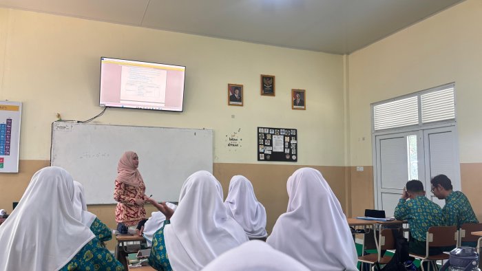 Proses Belajar Kelas Excellent MAN 2 Kota Jambi Berbasis Digitalisasi