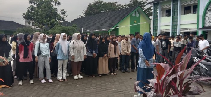 Siswa Kelas XII MAN 2 Kota Jambi Kompak Hadapi Uji Coba TKA, Siap Tempur ke PTN!