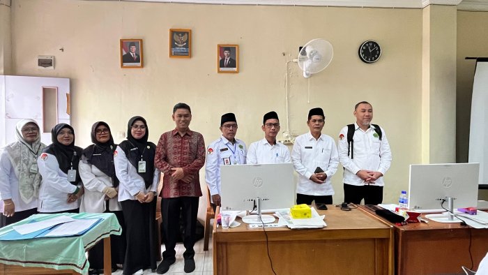 Kabid Pemad Kanwil Kemenag Jambi Pantau Langsung OMI Tingkat Kota di MAN 2