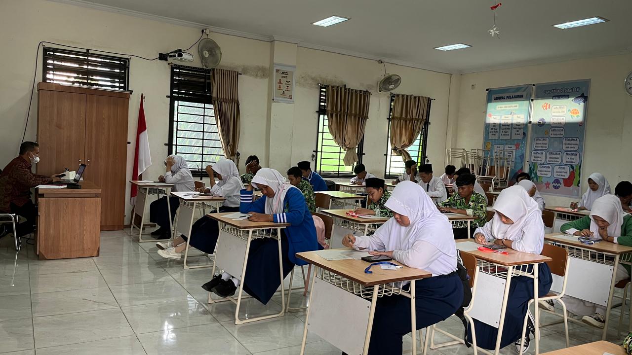 Sukses Pelaksanaan PPDB MAN 2 Kota Jambi Tahun 2025, Wujudkan Transparansi Melalui Tes CAT dan Live Score