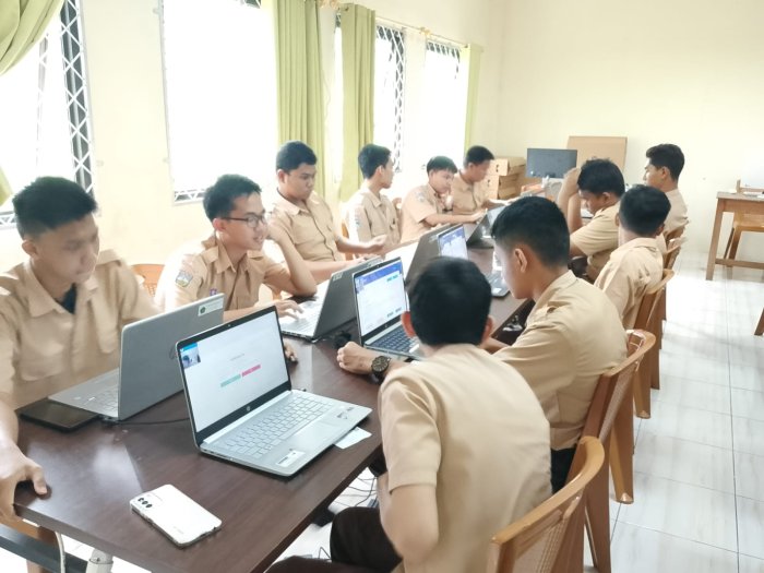 MAN 2 Kota Jambi Siap Sukseskan TKA 2025, Rapat Persiapan Bahas Teknis hingga Jadwal Gladi Bersih