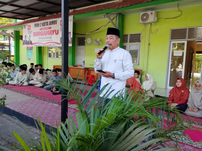 Drs. Panji, M.Pd. Purnawiyata: 21 Tahun Mengabdi di MAN 2 Kota Jambi