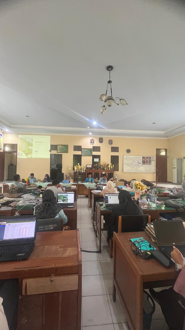 Sosialisasi Pengisian RDM dan Aplikasi Piesa oleh Tim Kurikulum MAN 2 Kota Jambi