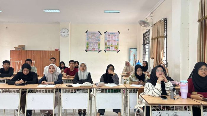 Tiga Sesi Bimbel TKA: Siswa MAN 2 Kota Jambi Antusias Mantapkan Persiapan Akhir
