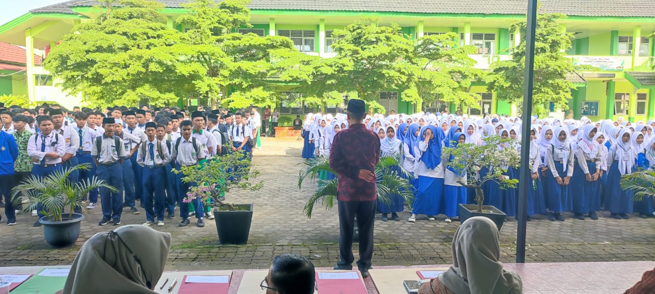 Kepala MAN 2 Jambi Beri Arah Strategi Sukses Tes Akademik PPDB 2025