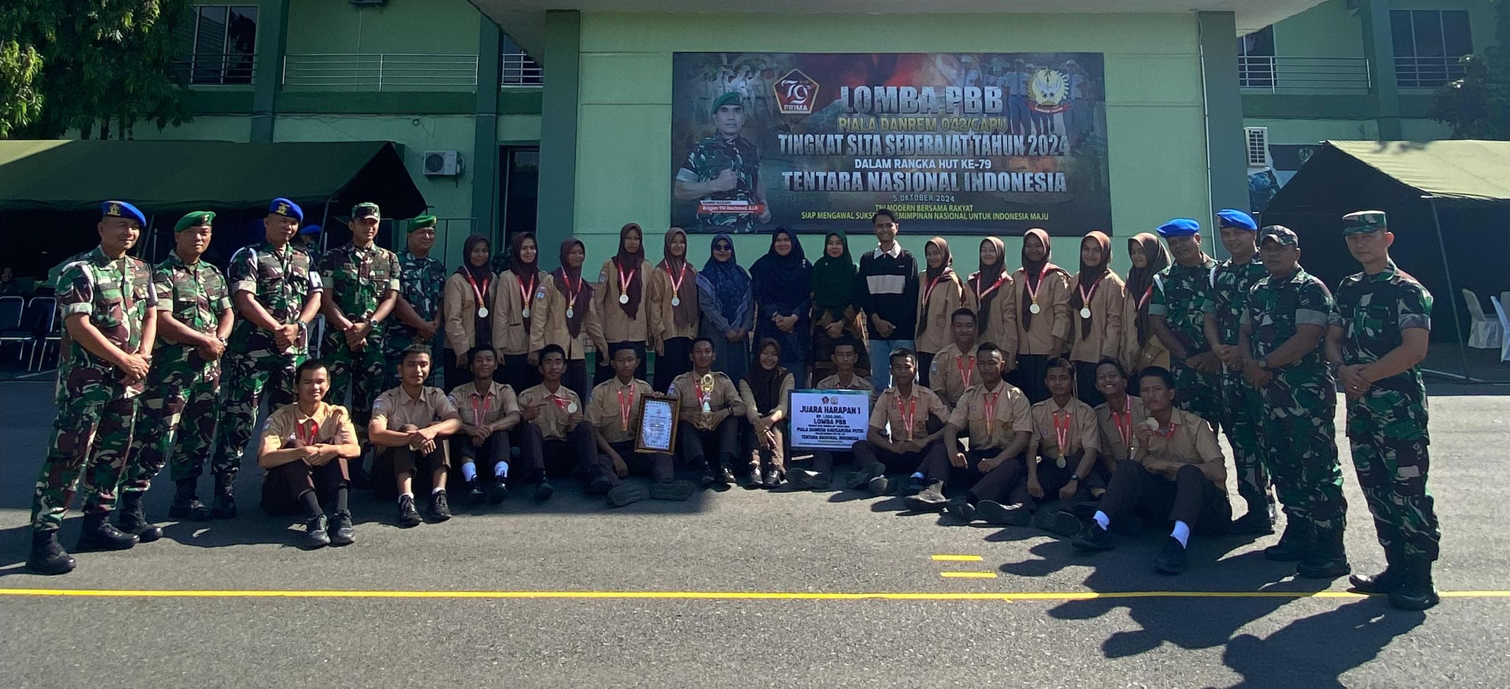 Paskib MAN 2 Kota Jambi Raih Juara Harapan I Lomba PBB Piala Danrem 042/GAPU