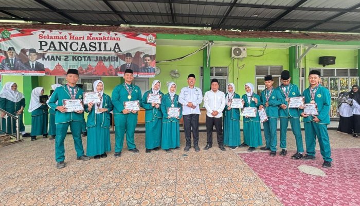 Pembina Ucapkan Terima Kasih atas Perjuangan Siswa MAN 2 Kota Jambi Raih Prestasi