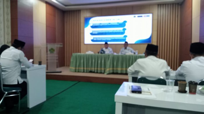 Transparan, Kepala MAN 2 Kota Jambi Lapor Realisasi Anggaran di Forum Kemenag