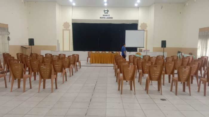 Tim Sarpras dan Humas MAN 2 Kota Jambi Siap Sukseskan Pelepasan Peserta OMI Nasional 2025 Perwakilan Jambi