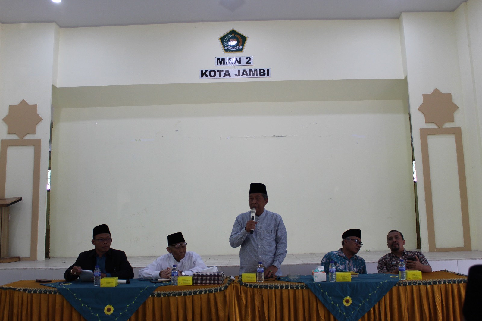 Rapat Komite MAN 2 Kota Jambi: Sinergi dan Strategi Pendidikan Siswa Kelas XI dan XII