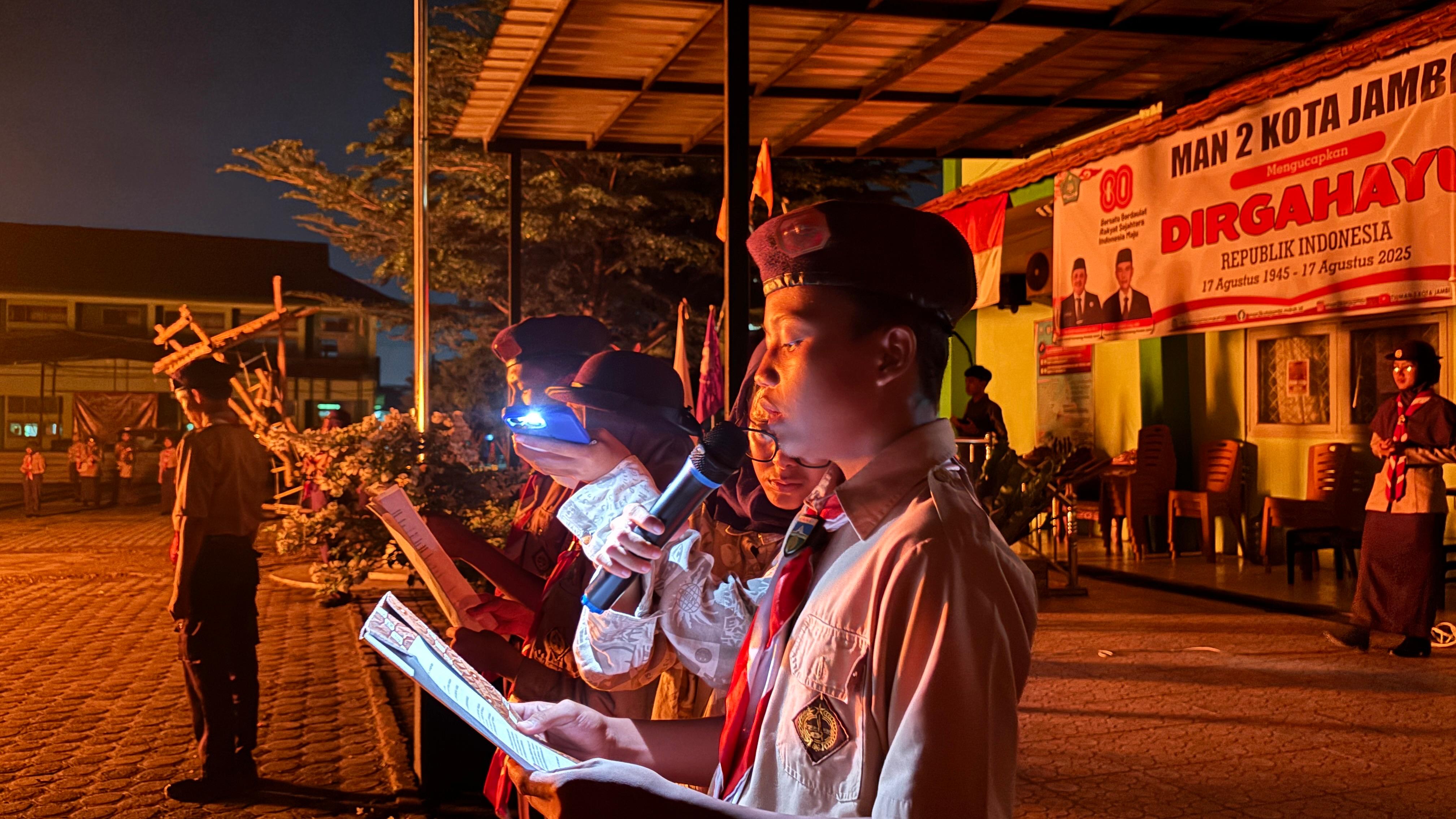 Renungan Malam Khidmat Warnai Api Unggun PTA Ambalan Sunan Kalijagaâ€“Cut Nyak Dien MAN 2 Kota Jambi