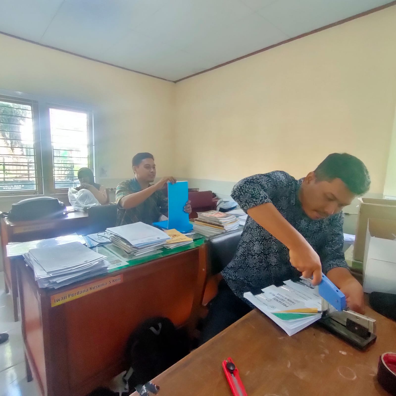 Tim Kurikulum MAN 2 Kota Jambi Siapkan Absensi dan Agenda untuk Efisiensi Pembelajaran