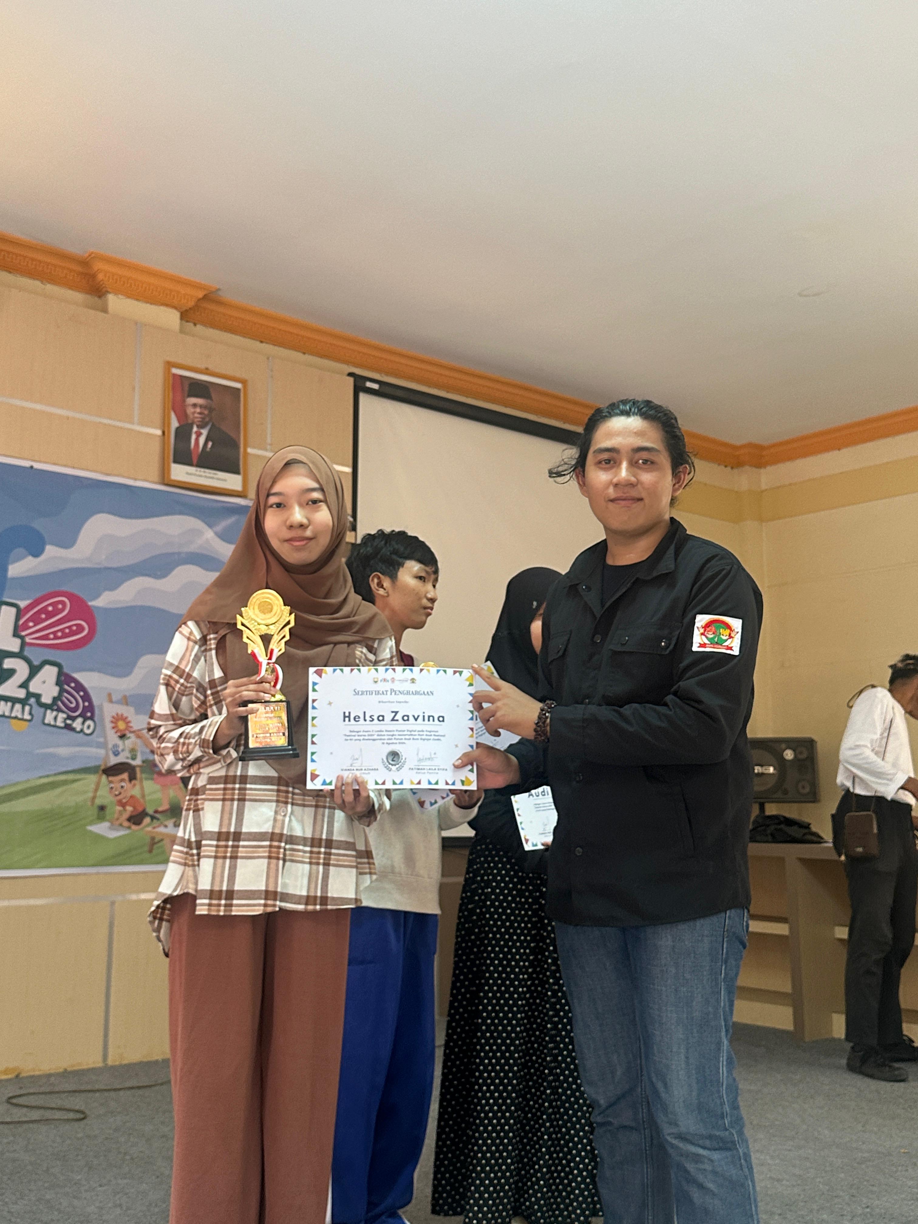 MAN 2 Kota Jambi Raih Prestasi di Festival Warna 2024