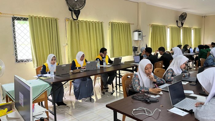 Tim Geografi MAN 2 Kota Jambi Tampil Penuh Semangat di OMI 2025 Tingkat Kota