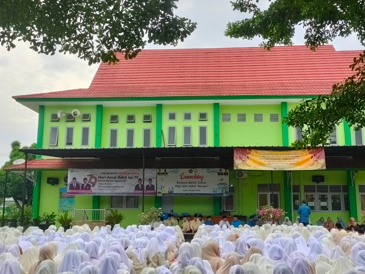 Yasinan Perdana Awal Tahun 2025 di MAN 2 Kota Jambi: Membuka Semester Baru dengan Keberkahan