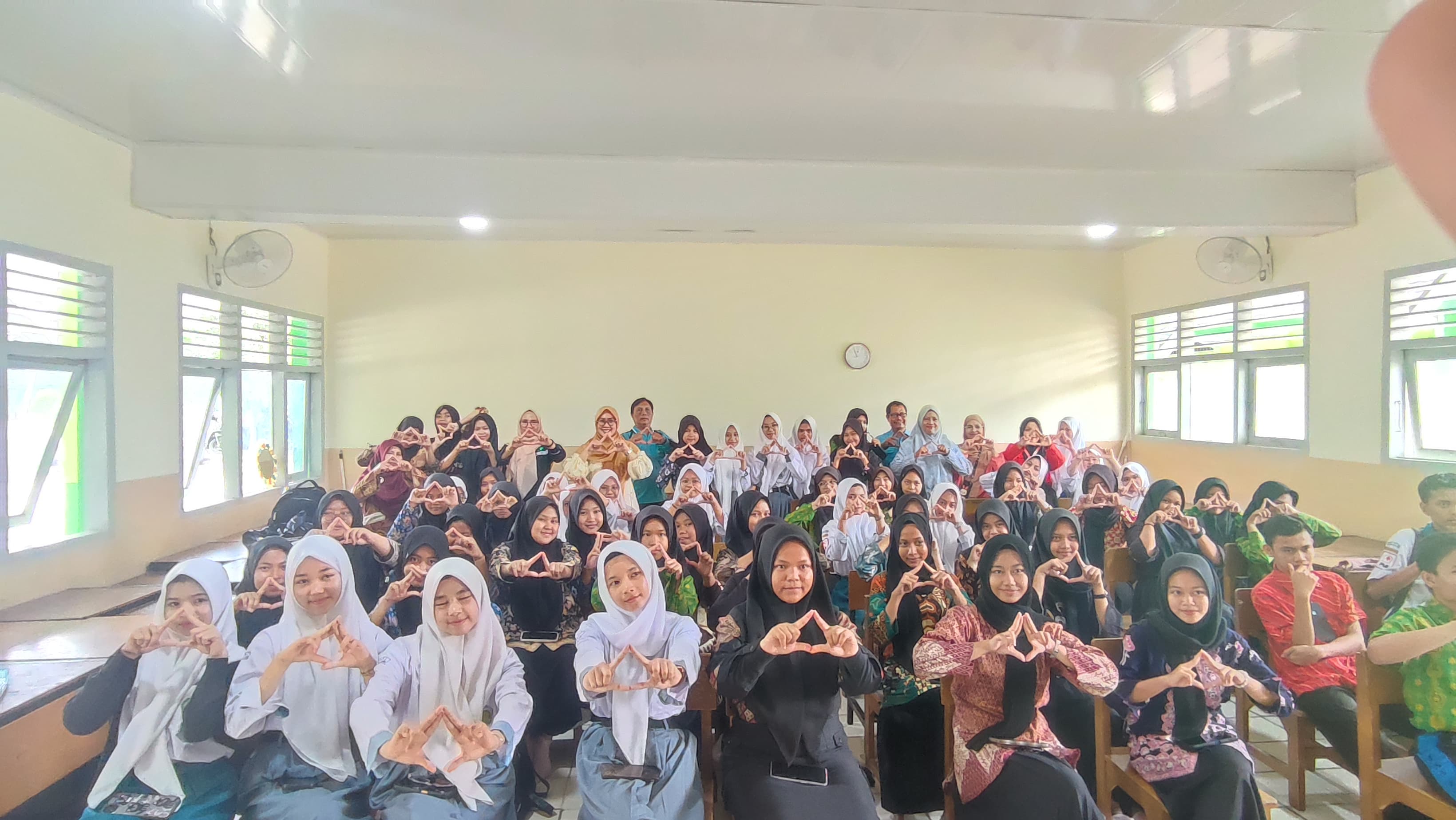 Sosialisasi Pembinaan Sekolah Sehat: Puskesmas Kebon Kopi dan Kecamatan Jambi Selatan Dorong Pembentukan Duta Sehat