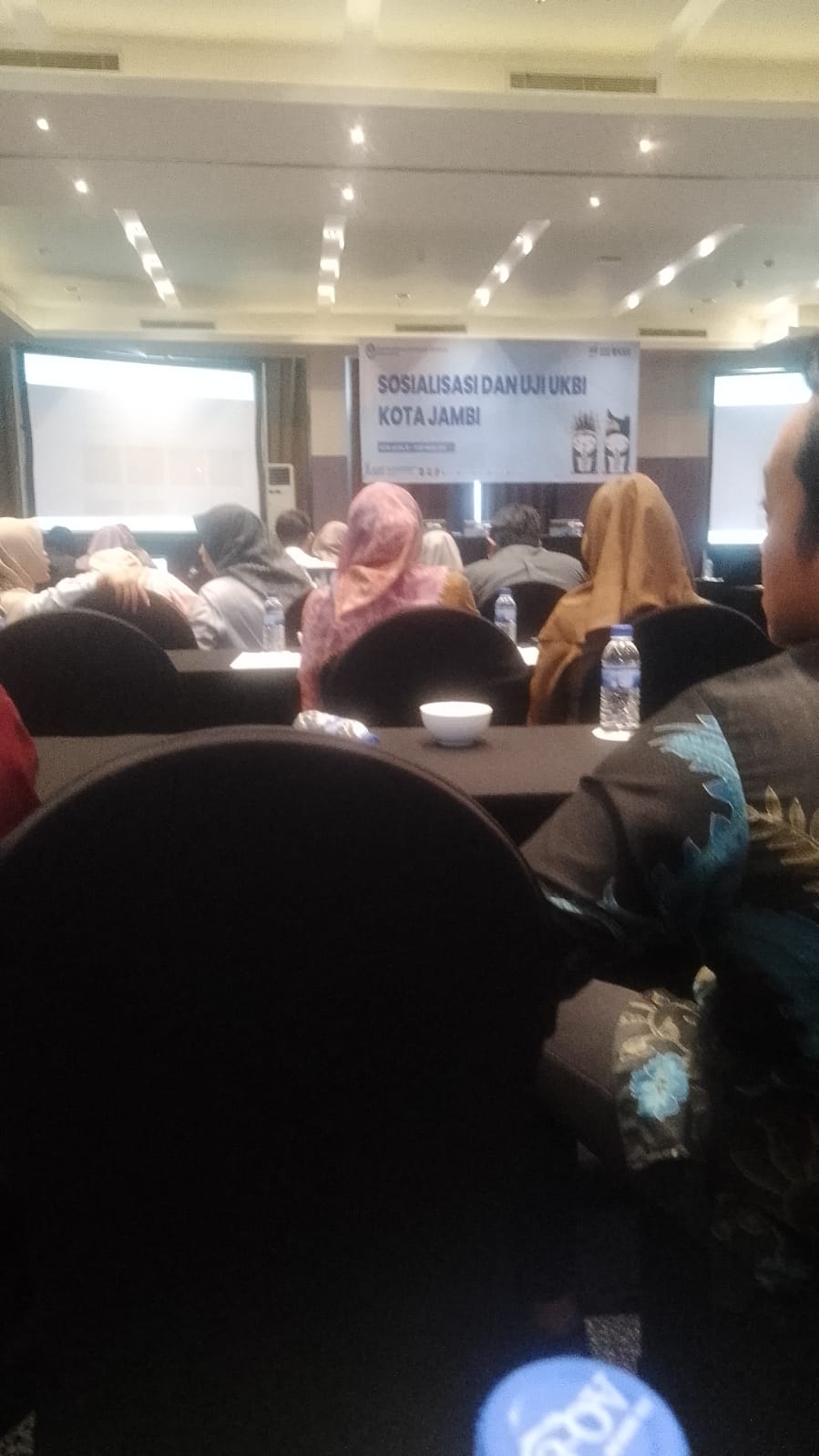 Apresiasi UKBI: MAN 2 Kota Jambi Hadiri Sosialisasi dan Uji UKBI di Hotel Aston