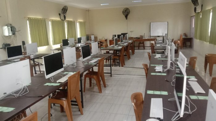 Di Balik Kesuksesan CBT: MAN 2 Kota Jambi Upgrade Komputer Ruang Multimedia