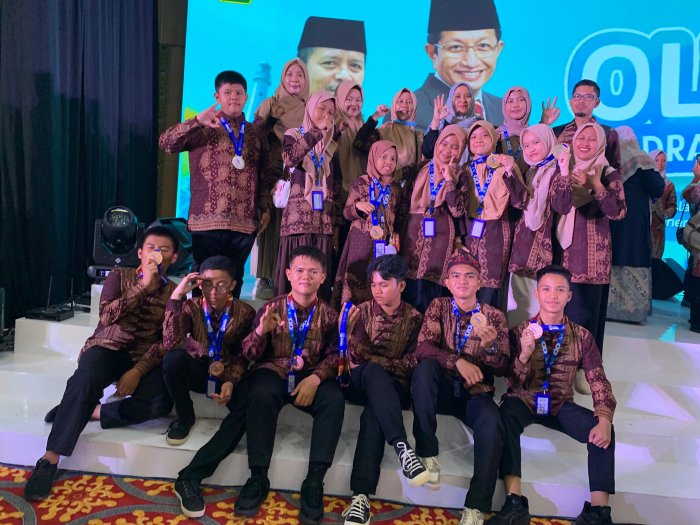 Selamat! Jambi Sukses Gemilang di OMI Nasional 2025 â€“ Kepala MAN 2 Kota Jambi Apresiasi Kontingen Provinsi Jambi