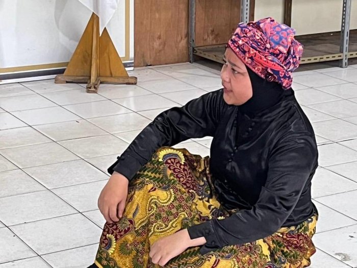 Menuju Panggung Monolog: Teater Alief MAN 2 Kota Jambi Mantapkan Latihan dengan Kostum Panggung