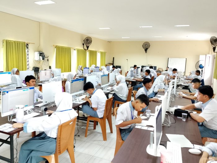 Integritas Diuji! Siswa MAN 2 Kota Jambi Geram soal Kecurangan Viral TKA 2025