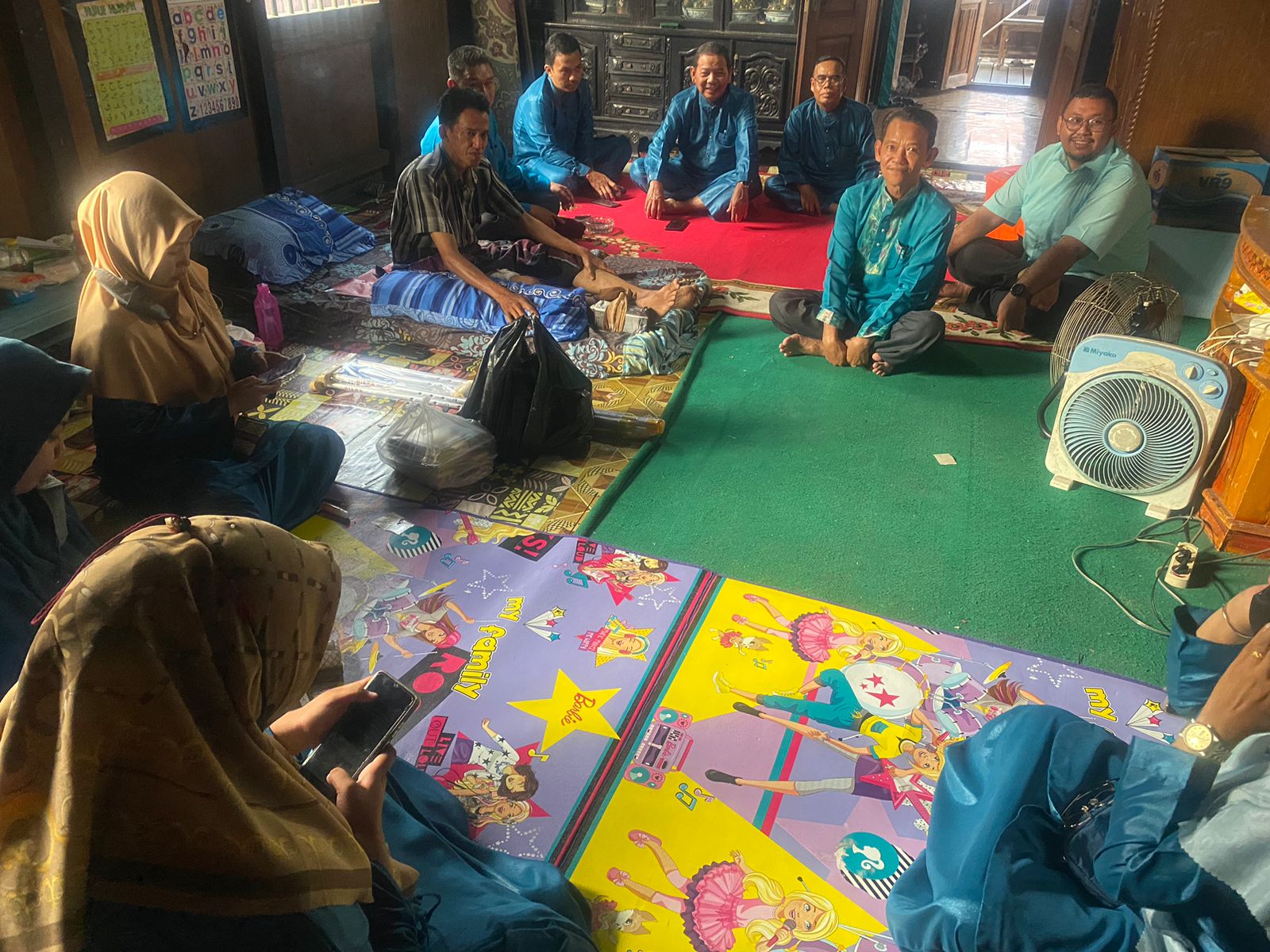 Keluarga Besar MAN 2 Kota Jambi Jenguk Hafis