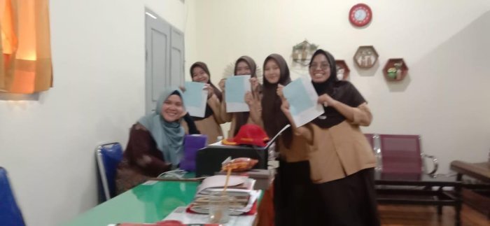 Guru BK MAN 2 Kota Jambi Dampingi Siswa Mantapkan Langkah Menuju SNBP 2025