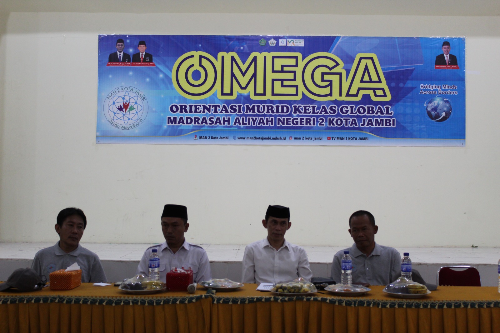 Pembukaan OMEGA di MAN 2 Kota Jambi: Menyiapkan Pemimpin Masa Depan yang Berwawasan Global