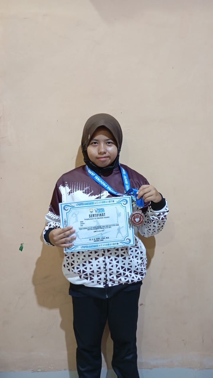 Raisa Lathifa, Siswa MAN 2 Kota Jambi, Raih Juara 3 di POPDA 2024