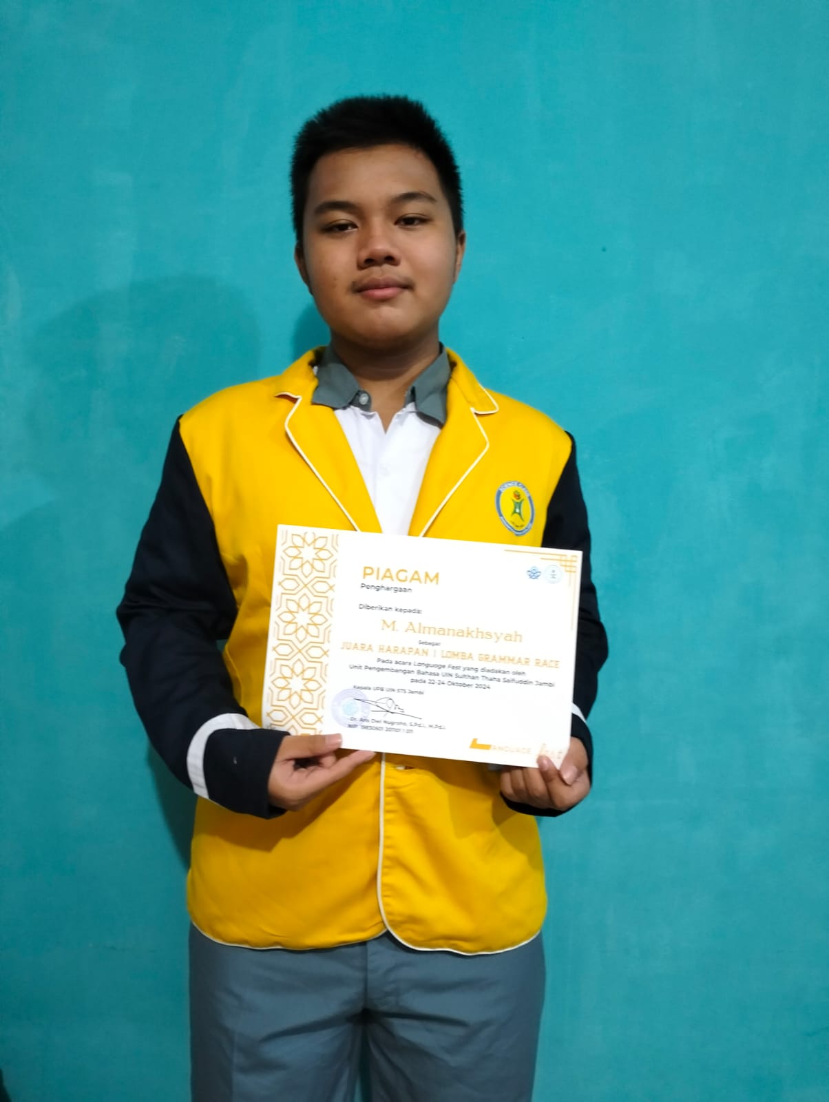 Siswa MAN 2 Kota Jambi Ukir Prestasi di Event Language Fest 2024 Tingkat SMA Se-Provinsi