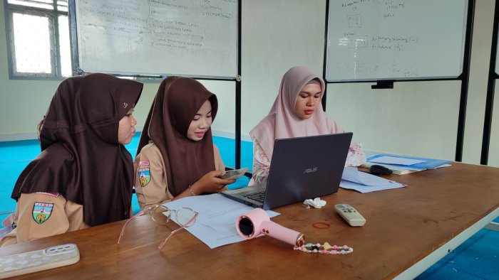 Tim KTI MAN 2 Kota Jambi Angkat Isu Psikologi dan Kesehatan Mental di Ajang OPSI 2025