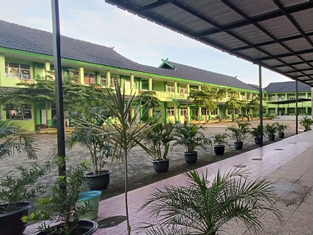 Kelas X E10 MAN 2 Kota Jambi: Pembentukan Struktur Kelas dan Perjanjian Kelas
