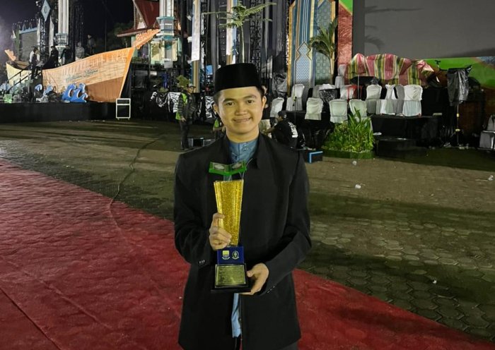 Zulfikar Ali Akbar Persembahkan Juara 1 untuk Kota Jambi di MTQ Provinsi, Cabang Hafalan 100 Hadits dengan Sanad