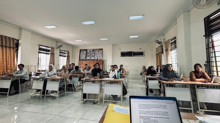 MAN 2 Kota Jambi Gelar Try Out TKA Minggu Ketiga: Fokus pada Strategi Menjawab Soal